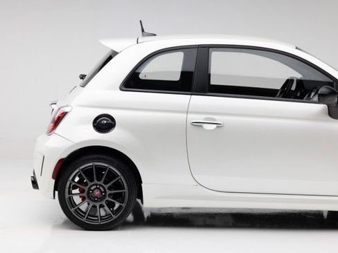 Used 2018 FIAT 500 Abarth w/ Popular Equipment Package image 21