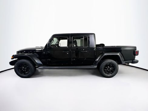 Used 2023 Jeep Gladiator Sport AWD/4WD image 8