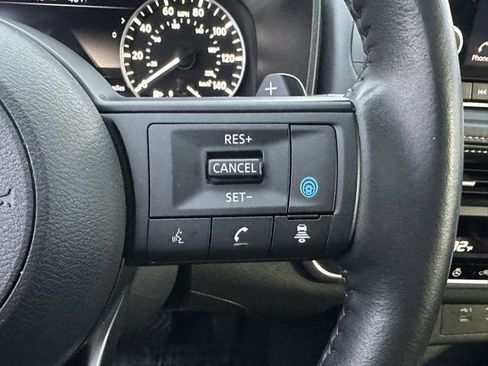 Certified 2024 Nissan Rogue SV w/ SV Premium Package image 39