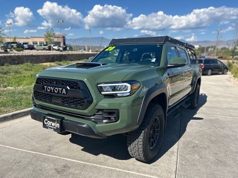 Used 2020 Toyota Tacoma TRD Pro AWD/4WD image 3