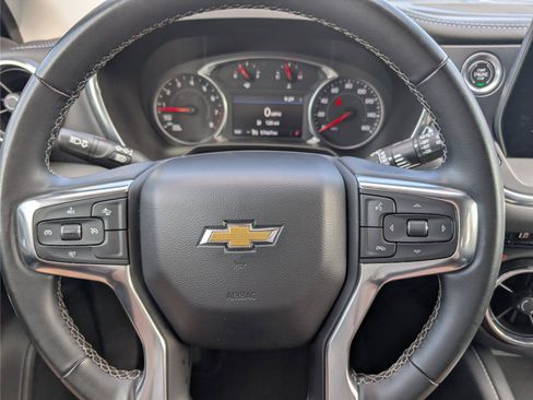 Used 2024 Chevrolet Blazer LT FWD image 23