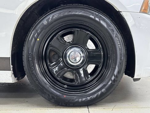 Used 2014 Dodge Charger Police w/ Street Appearance Group image 29