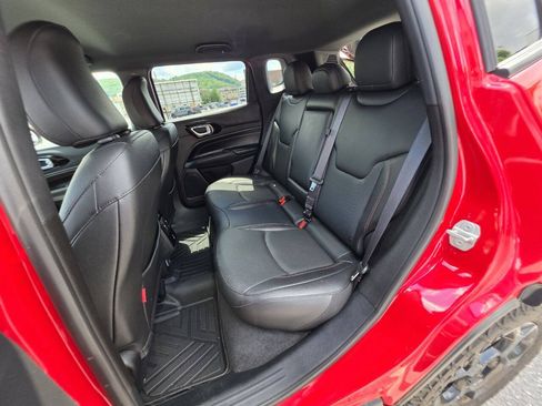 Used 2023 Jeep Compass Trailhawk w/ Trailhawk Elite Group AWD/4WD image 14