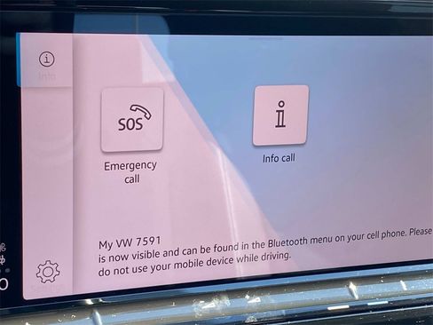 Used 2024 Volkswagen Atlas SE image 34