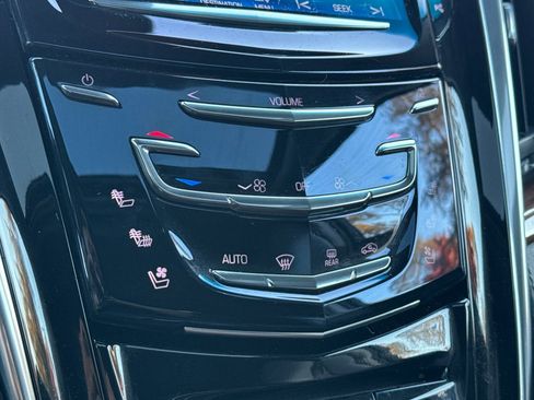 Used 2020 Cadillac Escalade ESV Luxury image 26