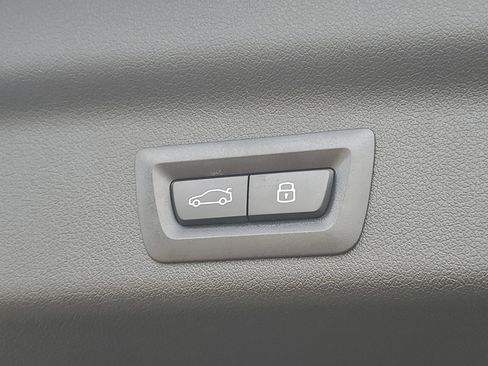 Used 2025 BMW X1 xDrive28i w/ Convenience Package image 27