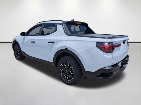 Used 2022 Hyundai Santa Cruz SEL w/ Activity Package FWD image 6