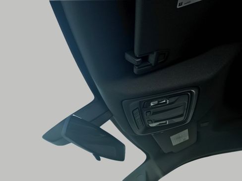 Used 2022 Chevrolet Silverado 1500 RST image 21