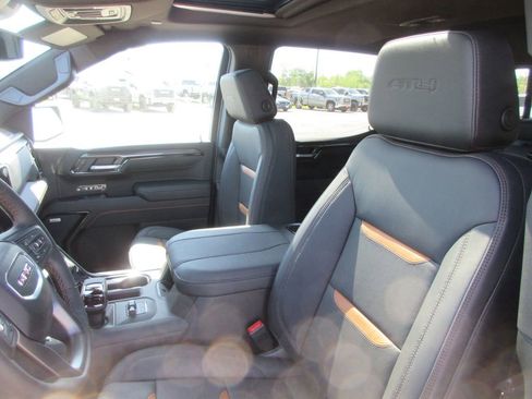 New 2026 GMC Sierra 1500 AT4 AWD/4WD image 12