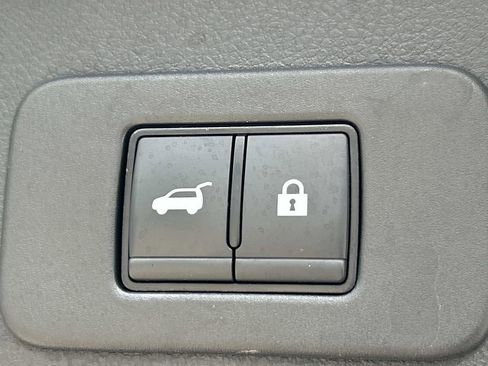 Certified 2025 Nissan Murano SV AWD/4WD image 14