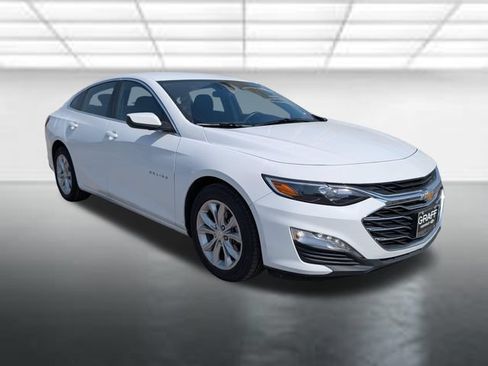 Used 2024 Chevrolet Malibu LT FWD image 1