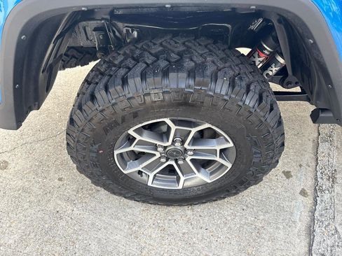 Used 2024 Jeep Gladiator Mojave image 29