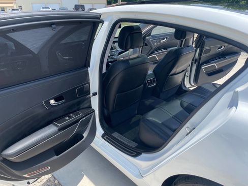Used 2016 Kia K900 Luxury RWD image 25