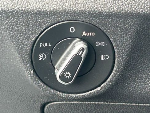 Used 2021 Volkswagen Jetta R-Line w/ R-Line Cold Weather Package FWD image 24
