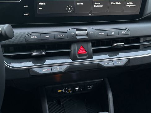 New 2025 Kia K4 EX image 19