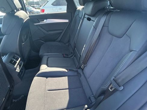 Used 2023 Audi Q5 e Prestige AWD/4WD image 6