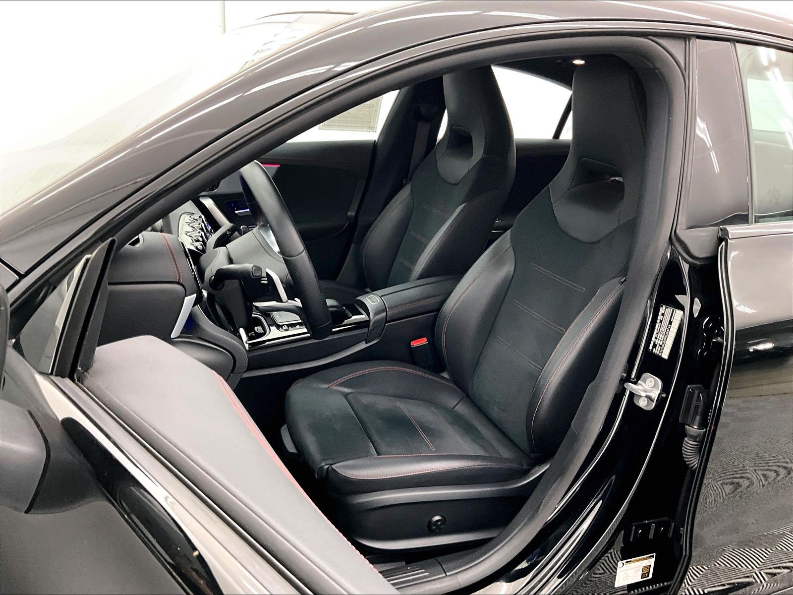 Certified 2023 Mercedes-Benz CLA 250 image 16