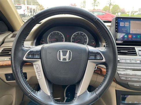 Used 2010 Honda Accord EX-L image 16