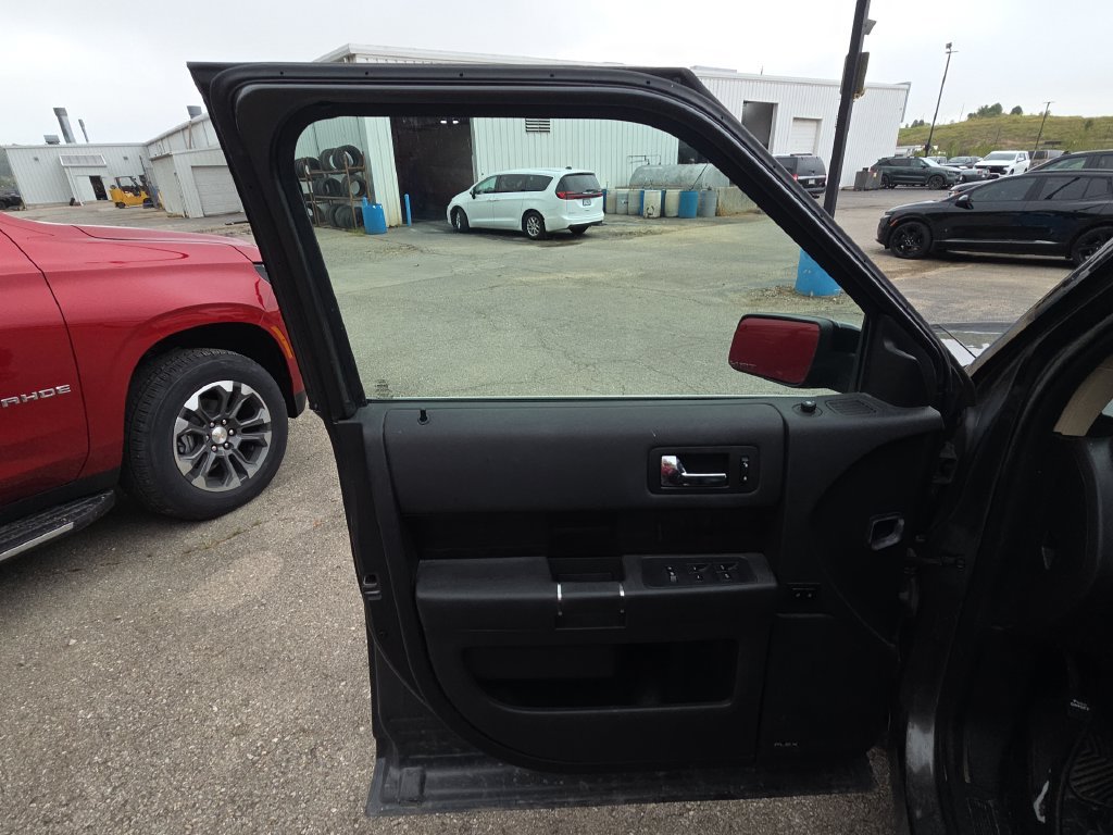 Used 2019 Ford Flex SEL w/ Equipment Group 202A FWD image 6