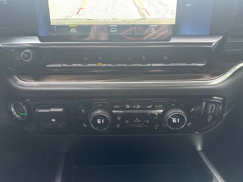 Used 2025 Chevrolet Silverado 1500 RST w/ All Star Edition Plus AWD/4WD image 17