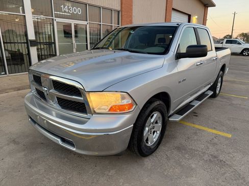 Used 2010 Dodge Ram 1500 Truck SLT image 2