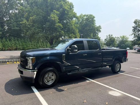 Used 2019 Ford F250 XL w/ Power Equipment Group AWD/4WD image 4
