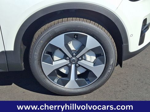 New 2026 Volvo XC40 B5 Plus w/ Protection Package Premier image 9