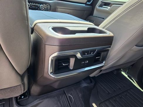 Certified 2026 GMC Sierra 1500 SLT w/ SLT Premium Plus Package image 8