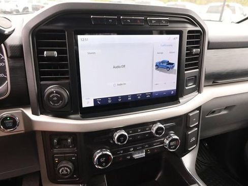 Certified 2021 Ford F150 XLT w/ Equipment Group 302A High image 17