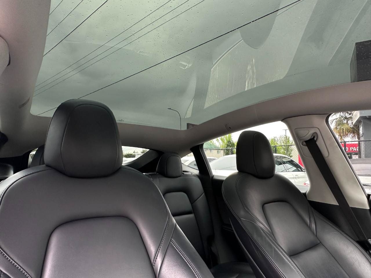 Used 2022 Tesla Model Y Performance AWD/4WD image 17