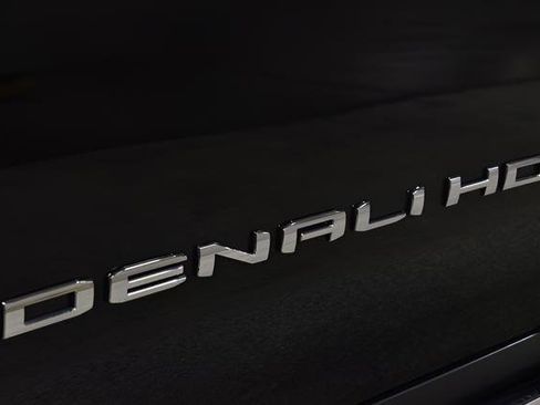 Used 2025 GMC Sierra 2500 Denali w/ Denali Reserve Package AWD/4WD image 35
