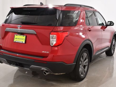 Used 2023 Ford Explorer XLT w/ Equipment Group 202A AWD/4WD image 12