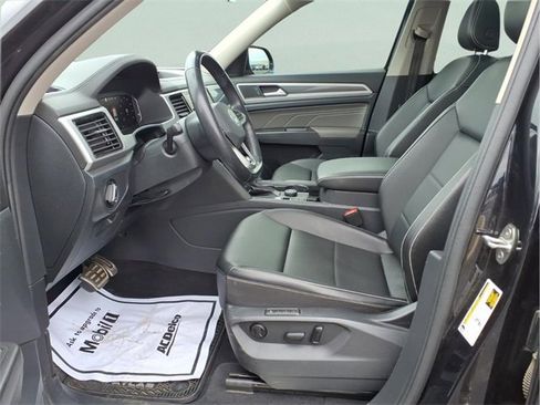 Used 2022 Volkswagen Atlas SEL R-Line image 19