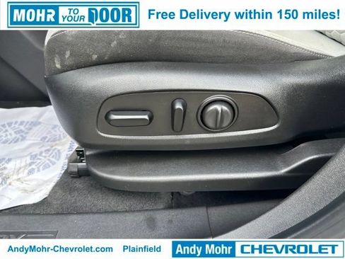 Used 2020 Chevrolet Equinox LT FWD image 14