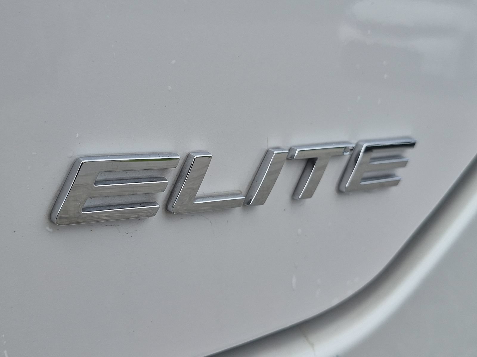 Used 2025 Honda Pilot Elite image 31