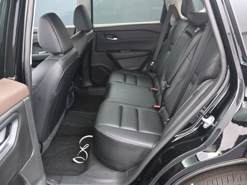 Used 2023 Nissan Rogue SL AWD/4WD image 15