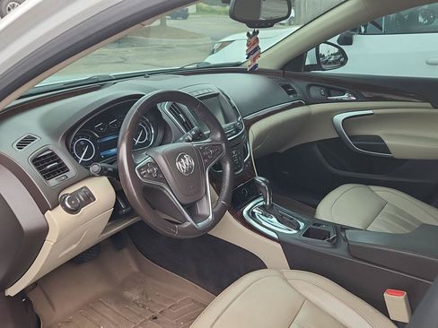 Used 2016 Buick Regal Premium FWD image 8