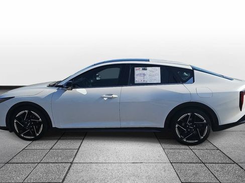 Used 2025 Kia K4 GT-Line w/ GT-Line Premium Package FWD image 8
