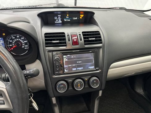 Used 2014 Subaru Forester 2.5i Touring AWD/4WD image 30