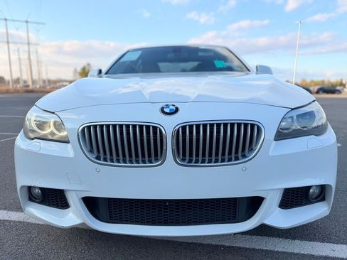 Used 2013 BMW 550i xDrive Sedan image 8