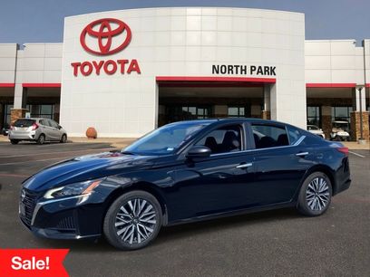 Used 2025 Nissan Altima 2.5 SV