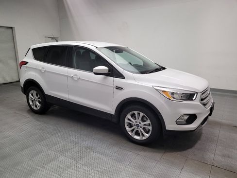 Used 2019 Ford Escape SE FWD image 11