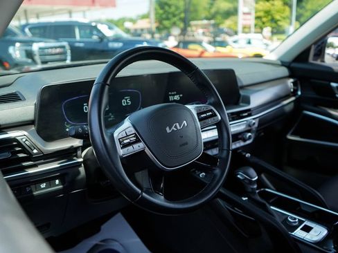 Used 2025 Kia Telluride S FWD image 5