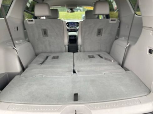 Used 2021 GMC Acadia SLT w/ Premium Package AWD/4WD image 30