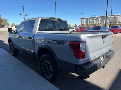 Used 2018 Nissan Titan PRO-4X w/ Pro-4x Convenience Package AWD/4WD image 5