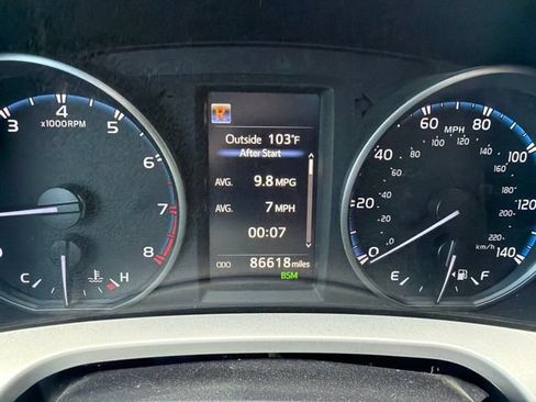 Used 2018 Toyota RAV4 XLE w/ Plus Extra Value Package FWD image 18