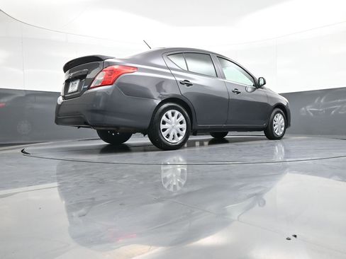 Used 2015 Nissan Versa S Plus image 29