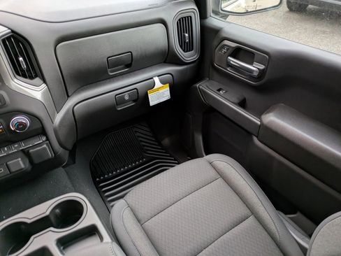 New 2026 Chevrolet Silverado 1500 Custom image 17