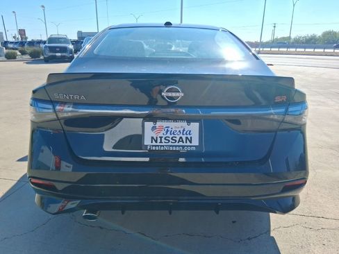 New 2026 Nissan Sentra SR w/ Floor Mat Package FWD image 5