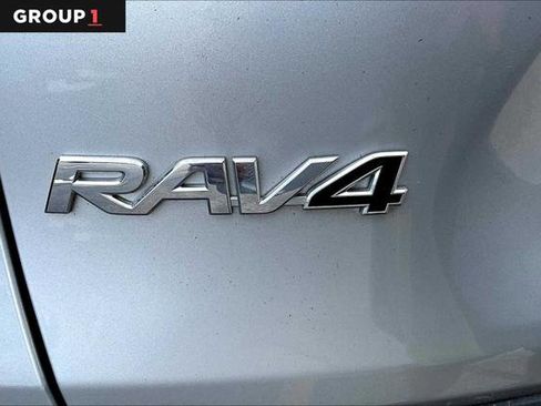 Certified 2022 Toyota RAV4 LE image 30